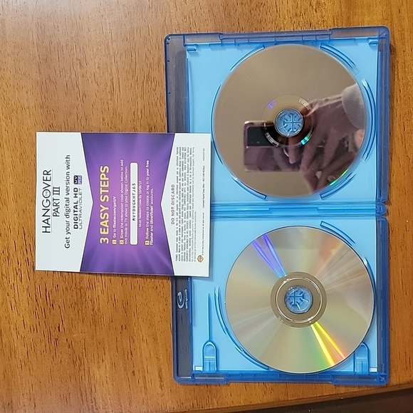 The Hangover Part III Blu Ray + DVD + Digital HD Ultraviolet - Picture 5 of 5